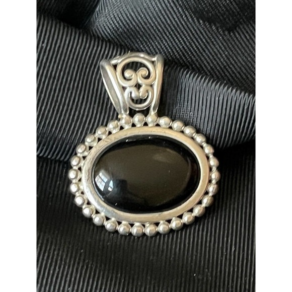 Vintage Sterling Silver & Onyx Oval Pendant By NV Nevada Silver Ornate .96"x1.17 - Picture 3 of 10